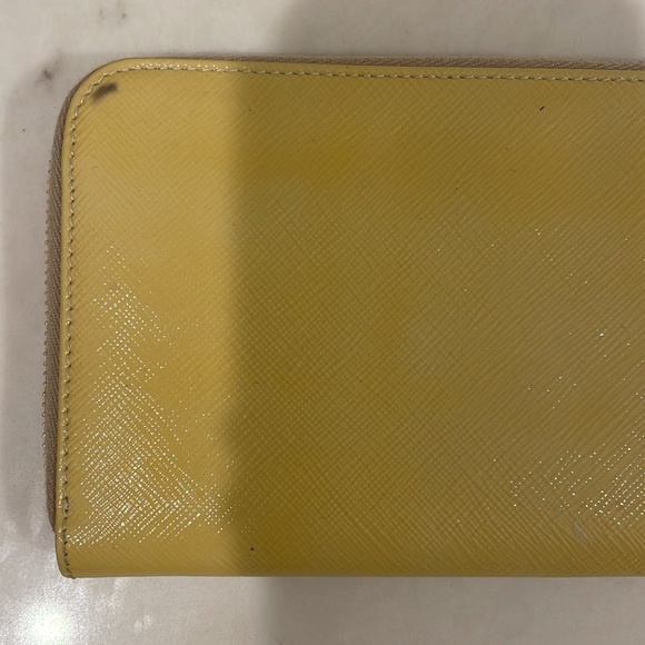 Prada zip long wallet - yellow - Picture 10 of 17